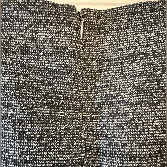 Grace Elements Grey Skirt - Picture 4 of 5